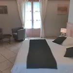 فندق مبيت وإفطار La Lauzeraie *