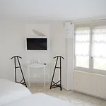 فندق مبيت وإفطار La Lauzeraie