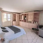 فندق مبيت وإفطار La Lauzeraie *