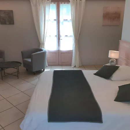 Nyaraló La Lauzeraie *